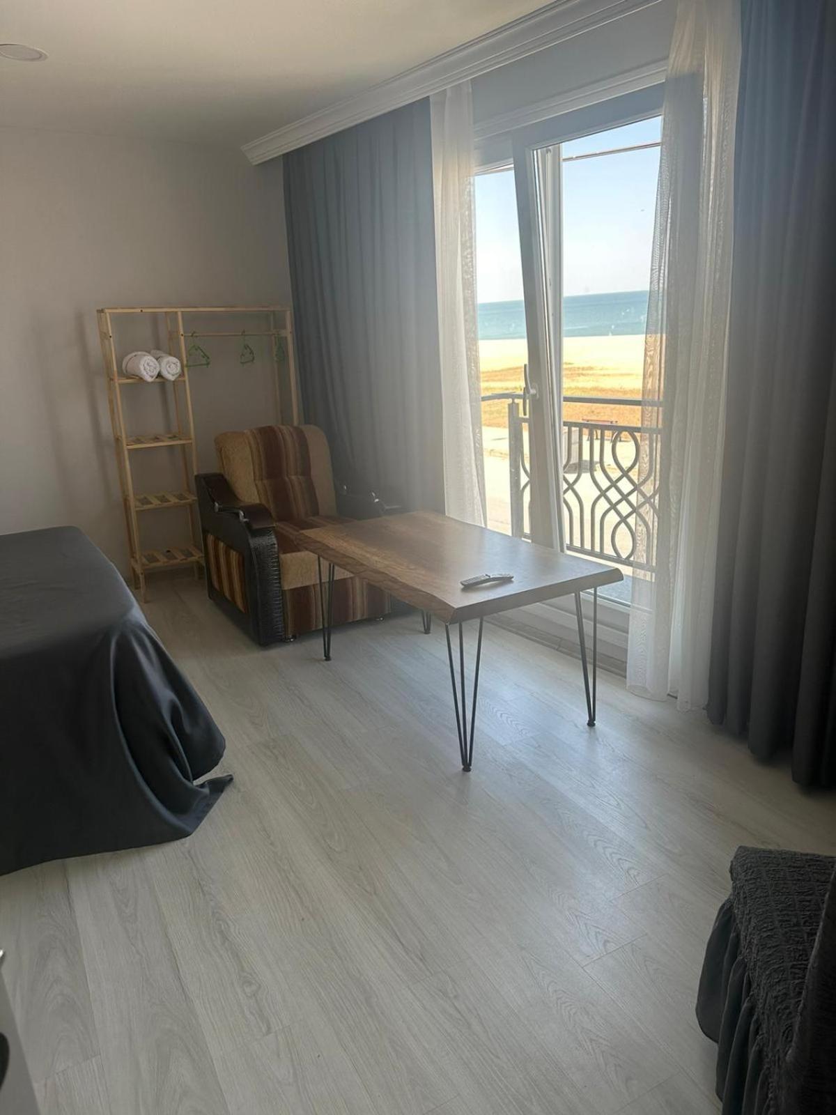 Holiday Beach Hotel Arnavutkoy Экстерьер фото